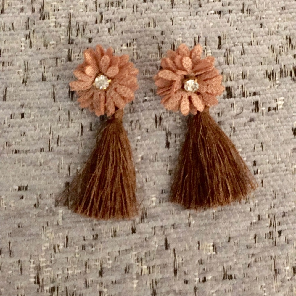 Medium size earrings! - Picture 4 of 8
